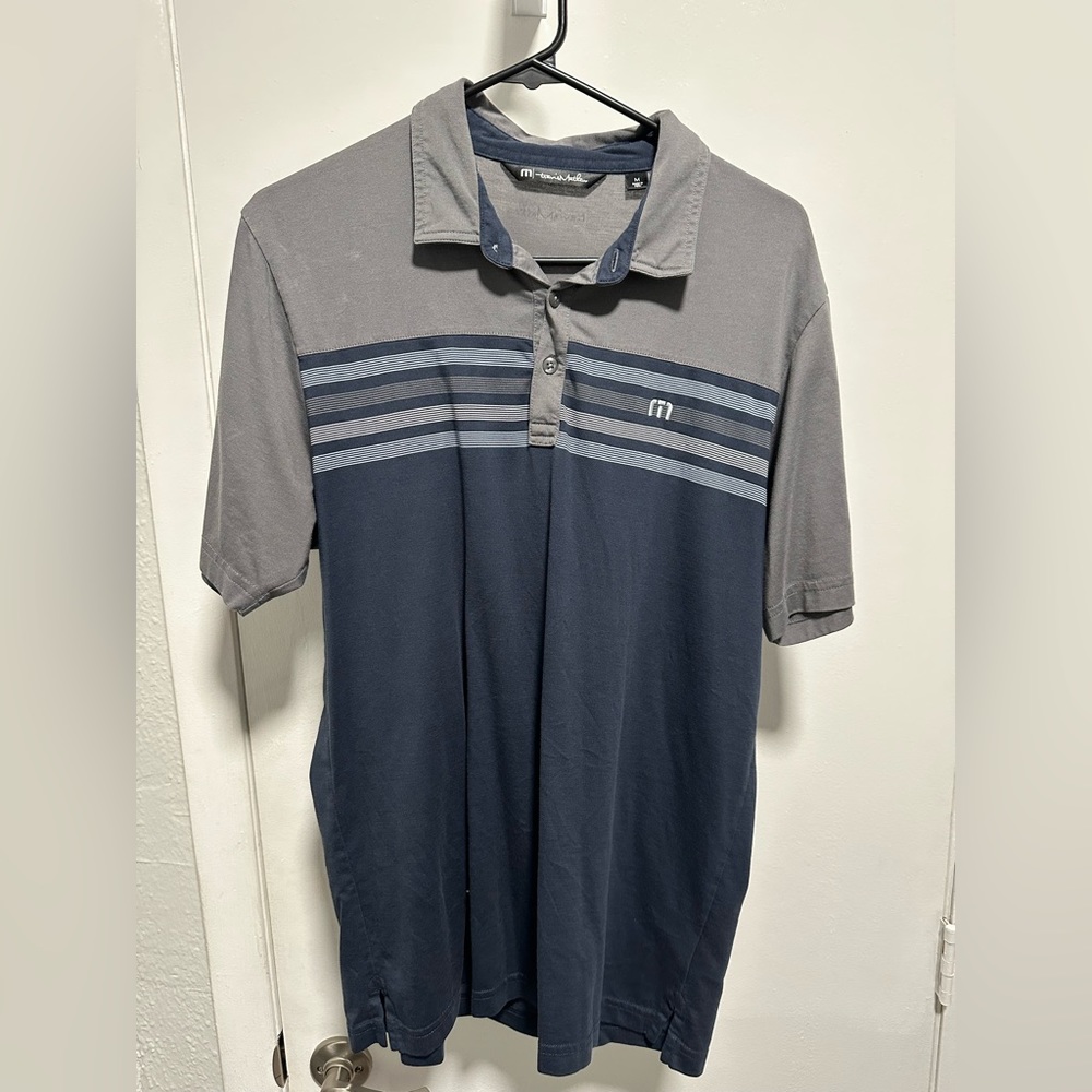 Men’s Travis Matthew’s polo shirt